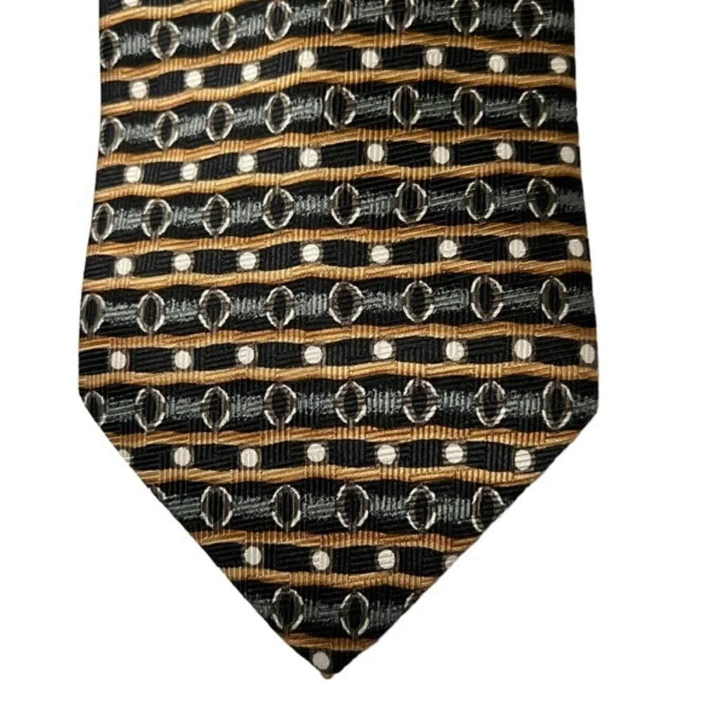 Boston Traders 100% silk African cowrie shell green & brown print tie